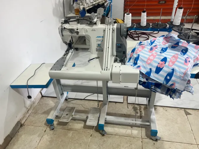 Máquina fechadeira de braço Jack