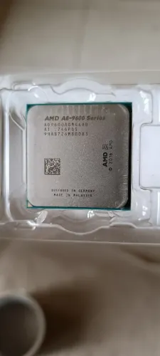 Processador AMD A8-9600