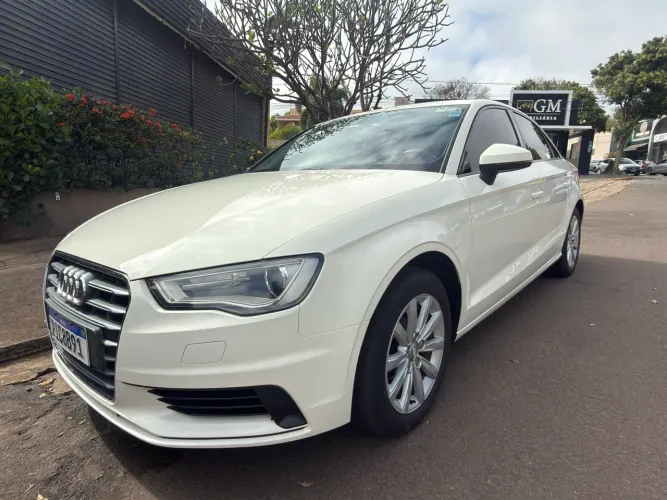 Audi A3 Sedan 1.4/ Attra. 16V TB FSI S-tronic 2015