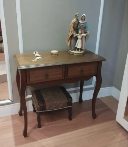 Escrivaninha de Madeira 