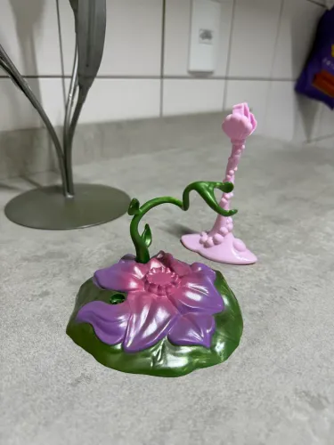 Suporte/pedestal Barbie Fairytopia Pixies