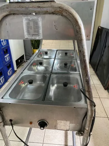 Buffet 110v - 10 cubas (6 para pratos quentes 4 para pratos frios)