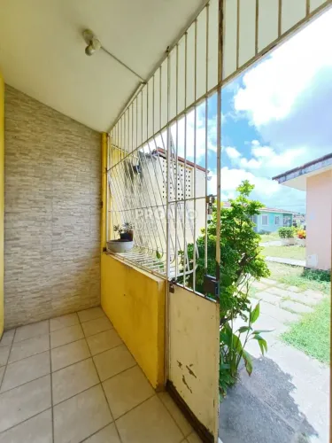 Casa de Condomínio com 2 quartos em Jardim Atlântico
