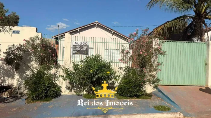 Alugo casa Vila Rica