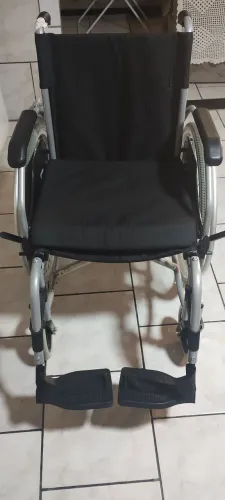 Cadeira de roda 