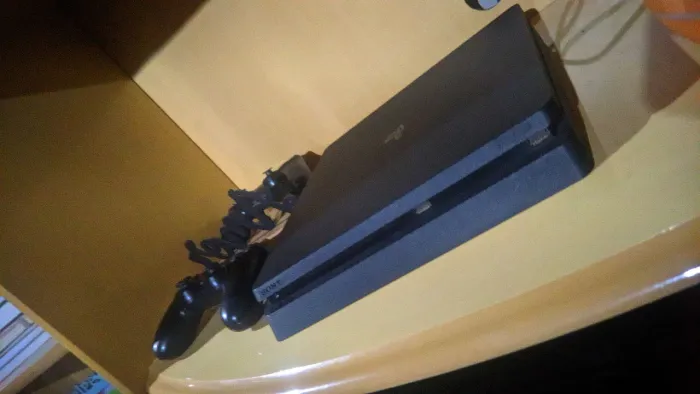 Ps4 slim 500G + controle original novo