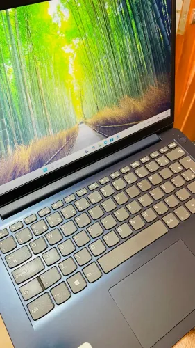 Notebook i3 12th + 4GB RAM + 238GB SSD
