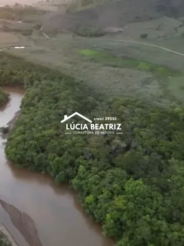 Um Espetáculo de Beleza e Formosura! Fazenda com 107 Hectares, em Oliveira-MG
