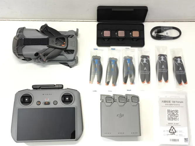 Dji mini 5 pro combo fly more plus completo , forneço aula de voo completa de cortesia