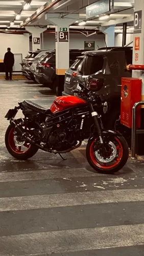 Kasinski Comet GT 650 2012