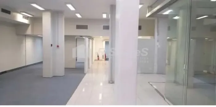 Lojão de rua para venda, na São Clemente, Botafogo