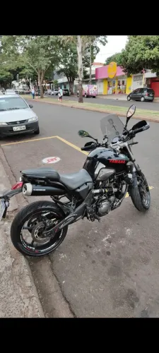 Vendo ou troco MT 03 660 2008 por carro de meu interesse.