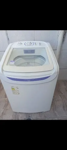 Máquina Eletrolux 13 kgs funcionando perfeitamente três meses de garantia 