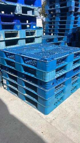 Vendo palete de plástico