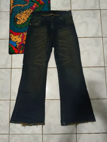 Calça Ukio Stain Bootcut