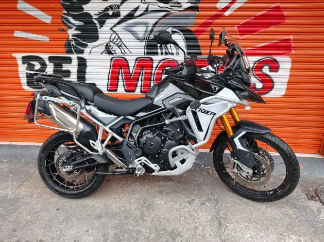 TRIUMPH TIGER 900 RALLY PRO 2025 COM 14 MIL KM BEL MOTOS 