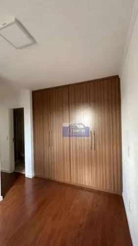 Apartamento com 2 dormitórios sendo 1 suíte com armários com armários aquecimento a gás no