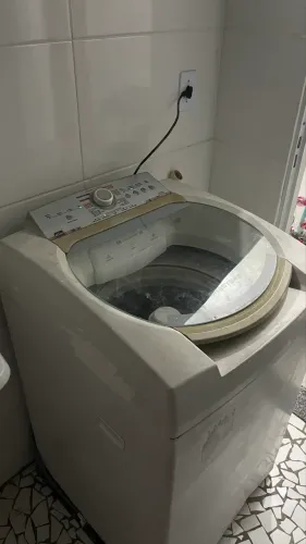 Máquina de lavar Brastemp com defeito 