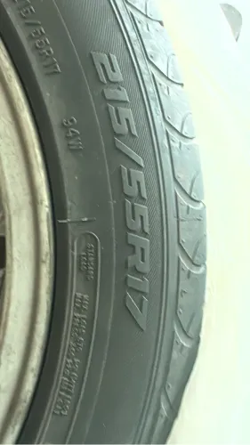 Vendo 4 rodas com pneus originais do Mini Cooper Countryman.