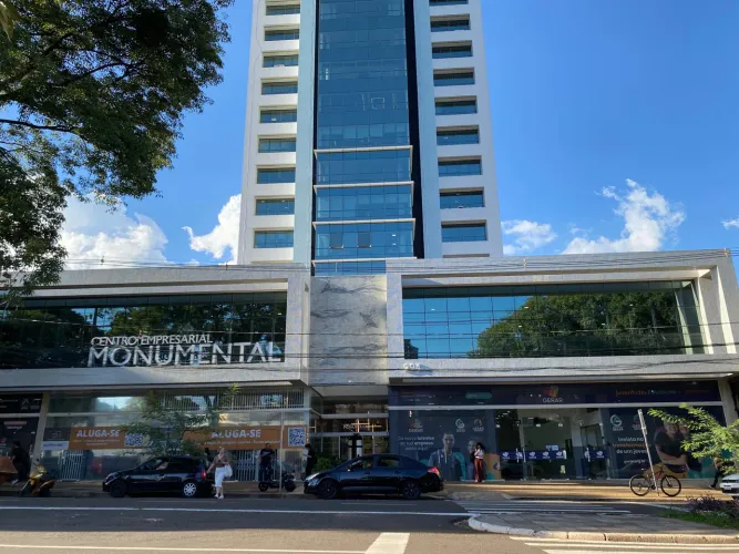 Sala Comercial - Ed. Monumental 