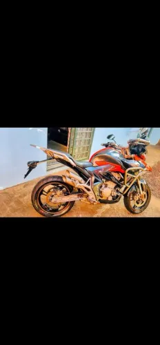 Zontes T 310 2024 com 8700 Km
