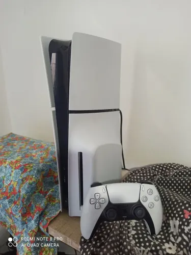 PS5 Slim com leitor - Trocas na Descrição 