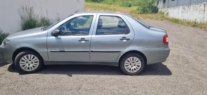 Fiat Siena ELX 1.3 MPI Flex 8V 4P 2005