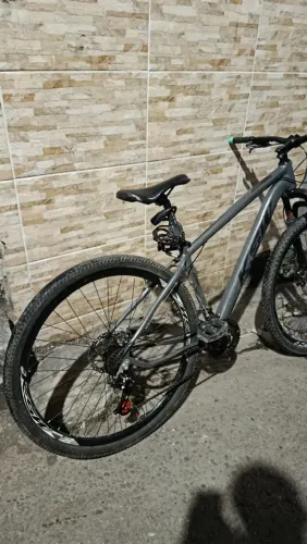 Vende-se bike ksw aro 29