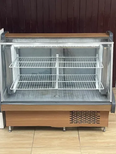 Vitrine refrigerada