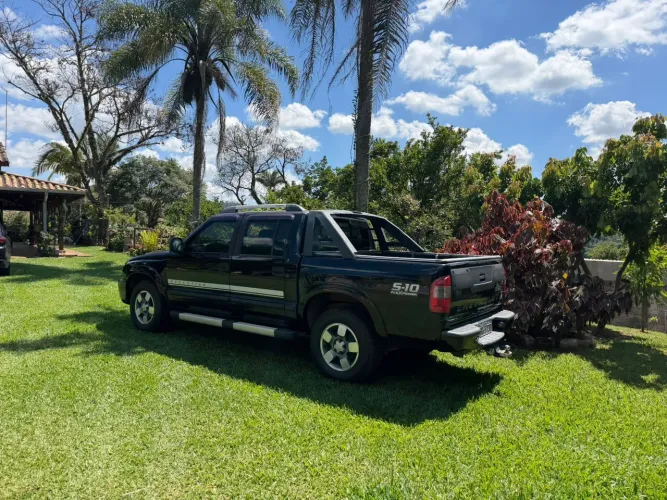 Chevrolet S10 P-up Executive 2.4 MPFI F.power CD 2011