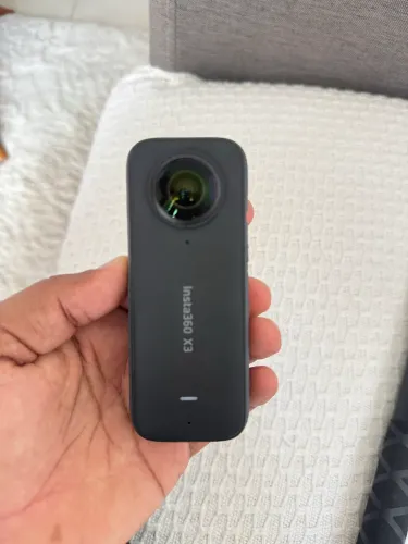 Câmera insta360 X3
