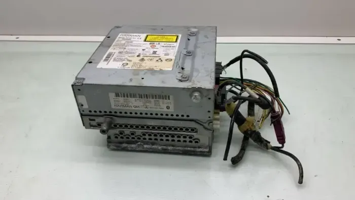 Rádio Mercedes C250 2015 / 2017 (Usado)