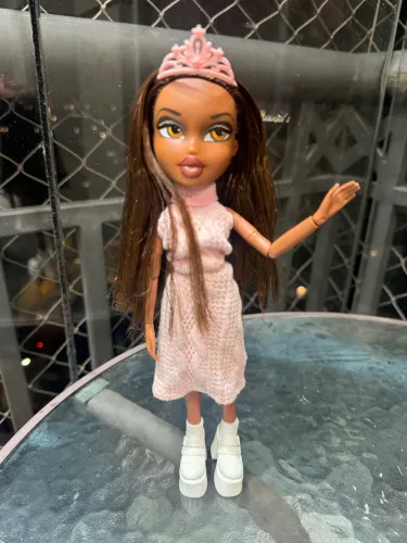 Boneca bratz Sasha