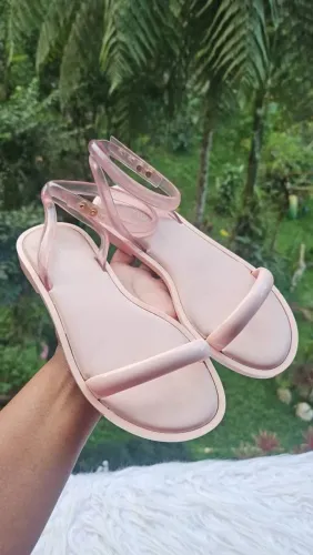 Melissa rasteira tamanho 36