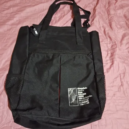 Vendo bolsa em perfeito estado de uso 
