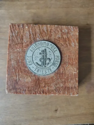 Medalha antiga em mármore Itáliano