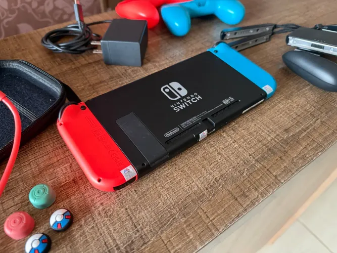 Nintendo Switch V2