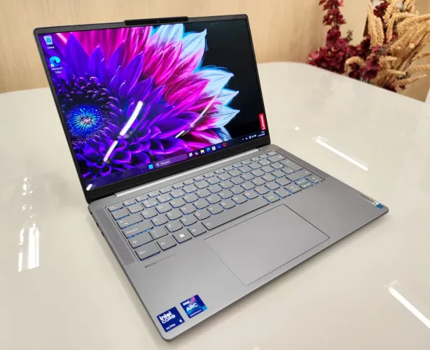 NOTEBOOK YOGA SLIM 7 ULTRA 5/ TELA IPS 120H/ BIOMETRIA/ 512 NVME