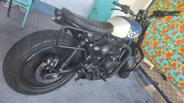 Hunter 350 barato para vender logo