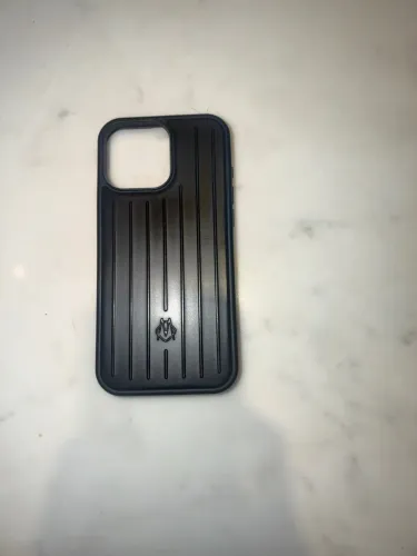 IPHONE 16 PRO MAX - CAPINHA RIMOWA PRETA