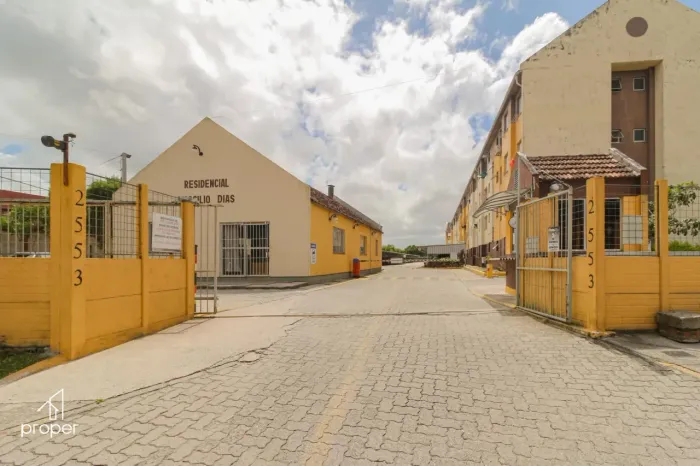 Apartamento 2 dormitórios para aluguel nas Três Vendas em Pelotas