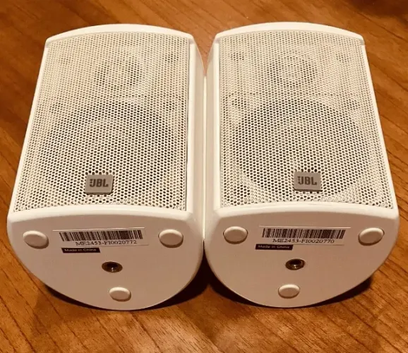 Caixa Acústica Satélite Original - JBL AESS5-WH (o PAR - cor branca)