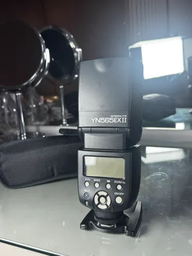 FLASH SPEEDLITE YOUNGNUO YN565EX II COMPATIVEL COM CANNON ACEITO OFERTAS !!!