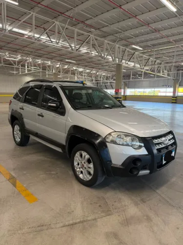 Fiat Palio Week.adv.lock.dualogic 1.8 Flex 2010