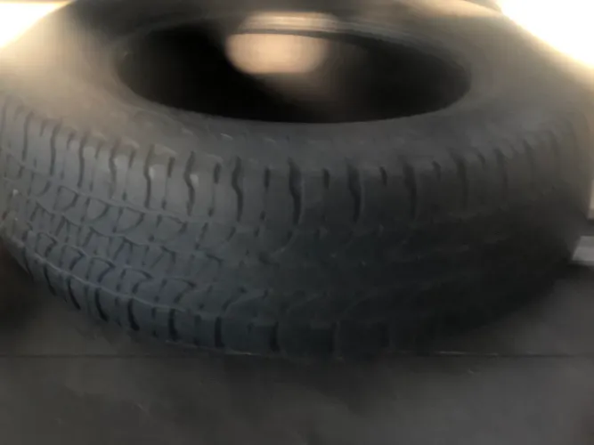 Pneu aro 16 Michelin em excelente estado