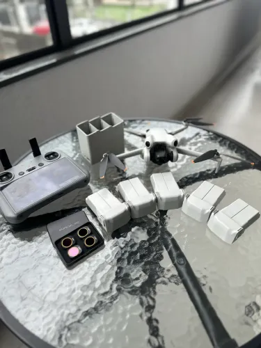 Drone DJI MINI 4 PRO 5 Baterias
