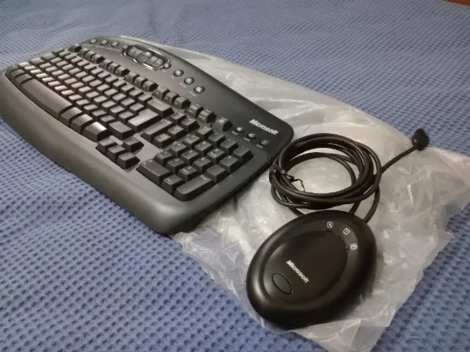 Teclado Microsoft sem fio wireless multimedia Keyboard 1000 - novo