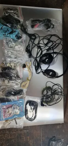 21 fones de ouvido variados