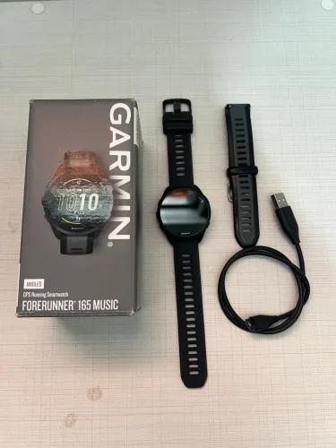 Garmin 165 music