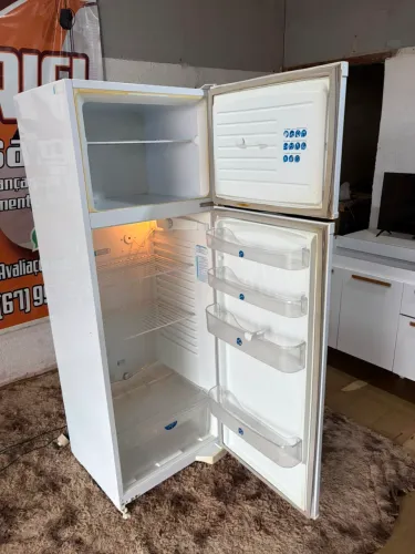 Geladeira Dako degelo seco (entrego)